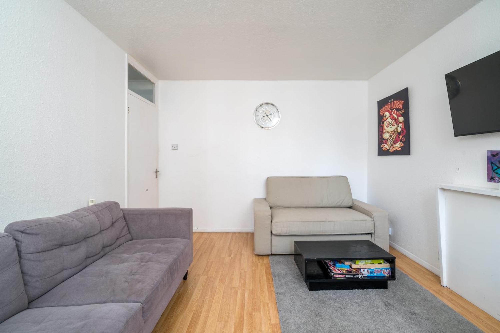 Spacious 1 Bed Flat In Dalston لندن المظهر الخارجي الصورة